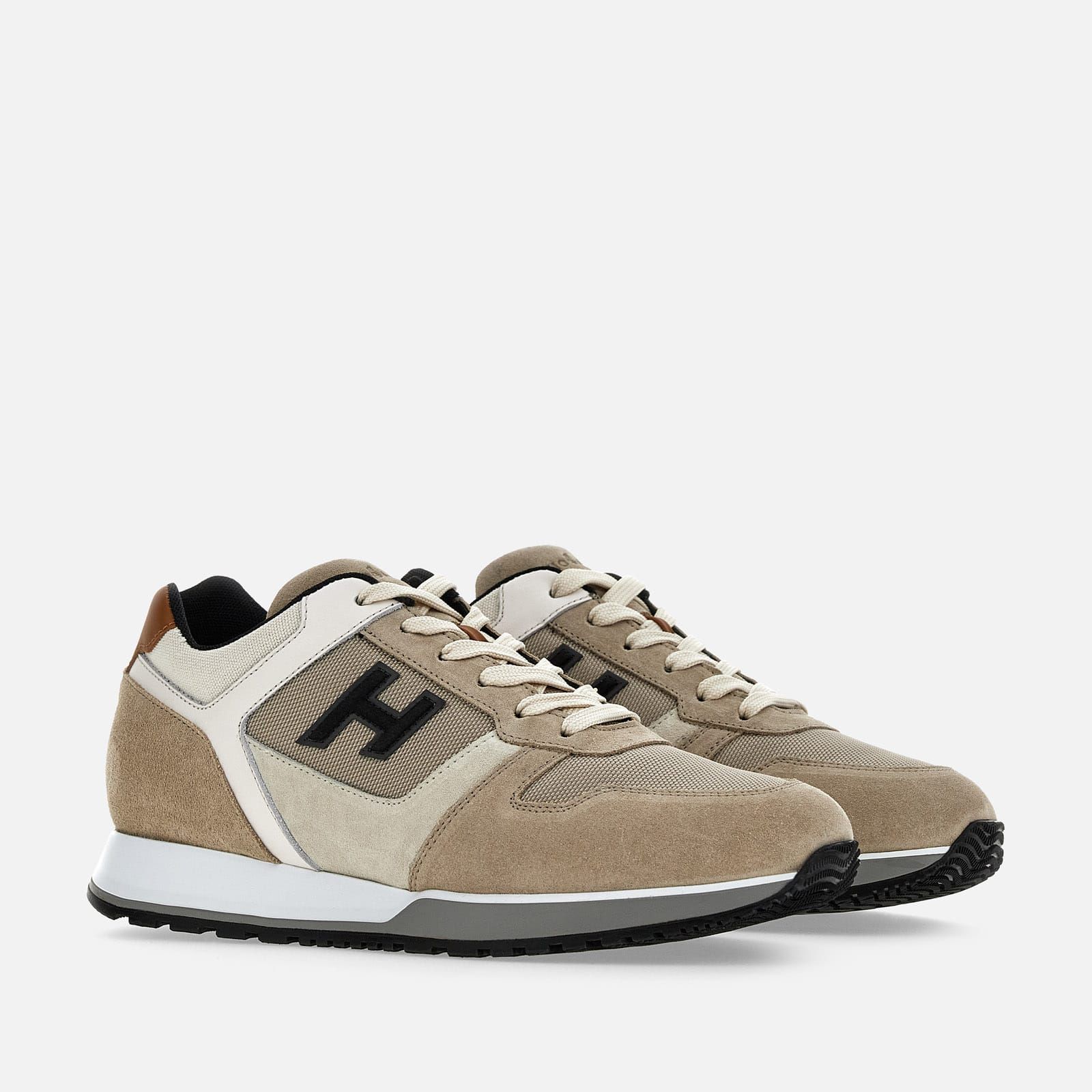 Hogan Sporty H321 Ivory Beige / Black / White | 725146YEW